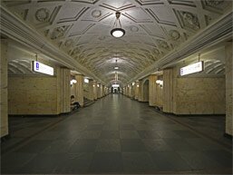 Вестибюль станции метро Театральная