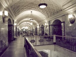 Подземный вестибюль станции метро Курская
